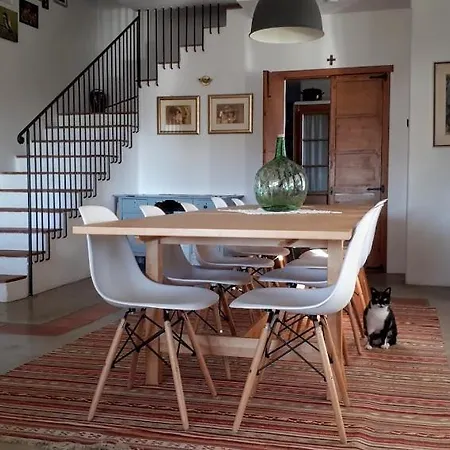 Flores Amarillas Landhaus