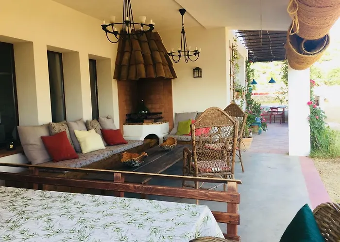 Casa Rural Flores Amarillas * Almoharin